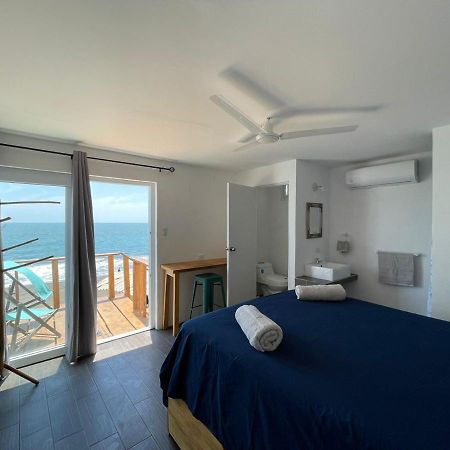Black Sand Beachhouse Monterrico Ngoại thất bức ảnh