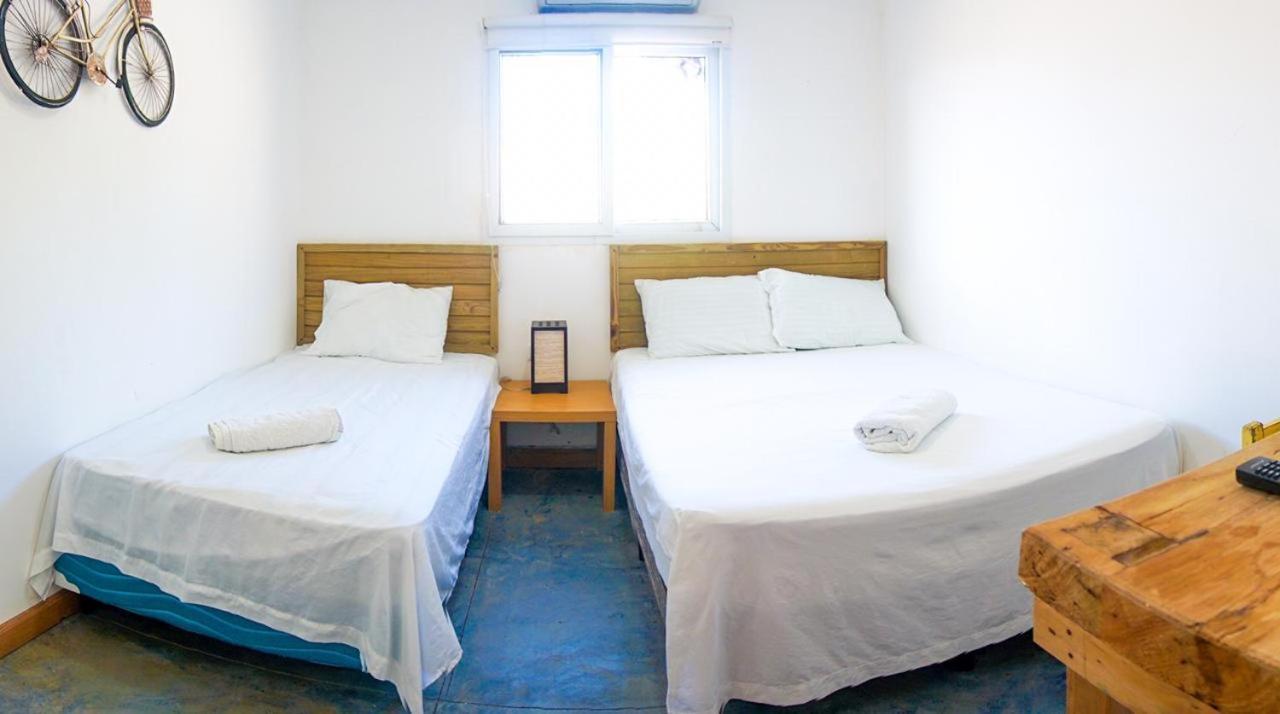 Black Sand Beachhouse Monterrico Ngoại thất bức ảnh
