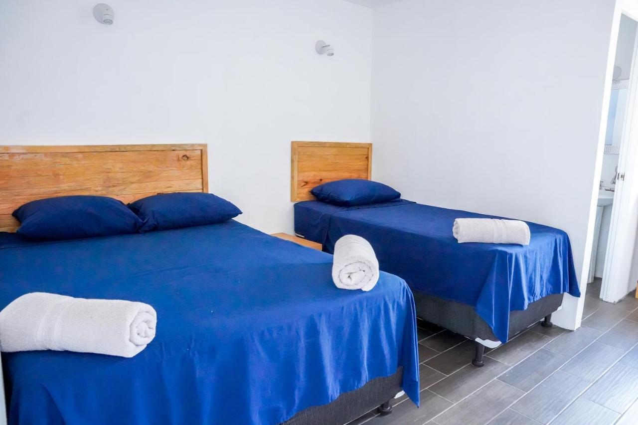 Black Sand Beachhouse Monterrico Ngoại thất bức ảnh