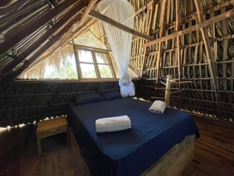 Black Sand Beachhouse Monterrico Ngoại thất bức ảnh